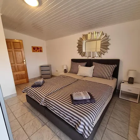 Apartment Genster Kroatien Vir